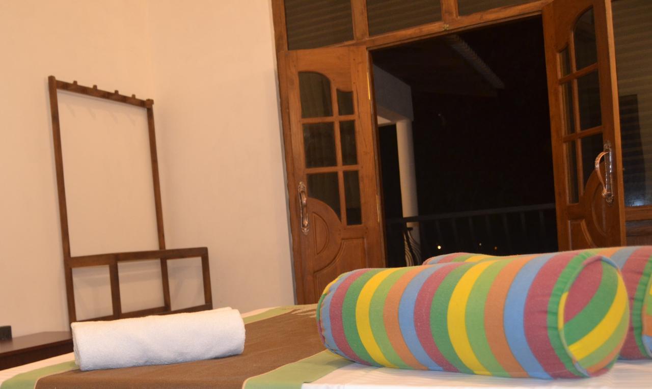 Nice To Meet Home Stay Habarana Bagian luar foto