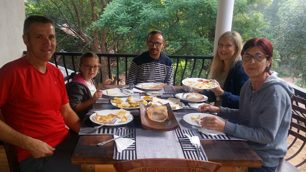 Nice To Meet Home Stay Habarana Bagian luar foto